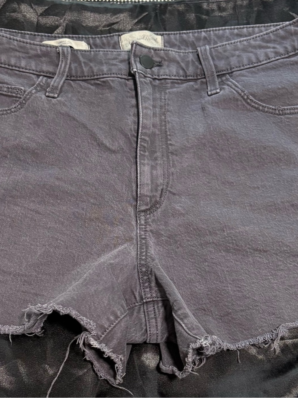 Universal Thread Dark Gray High-Rise Frayed Hem Denim Shorts